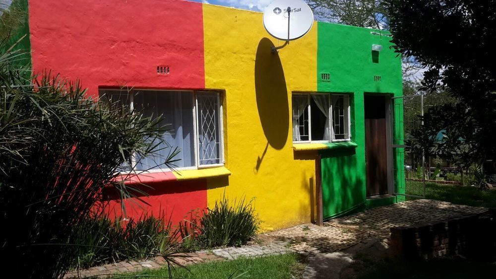 Amadwala Lodge Roodepoort Esterno foto