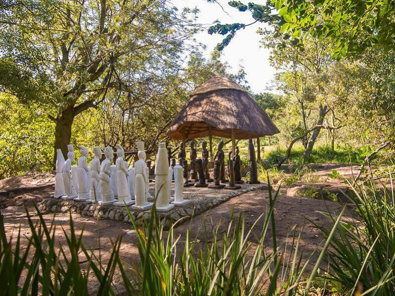 Amadwala Lodge Roodepoort Esterno foto